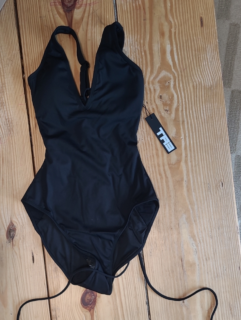 97. NWT  $175 STYLE PLUNGEY  XS REG/LONG